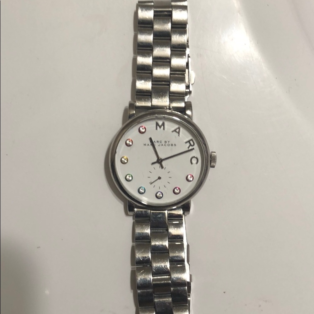 Sliver watch , simple but cute